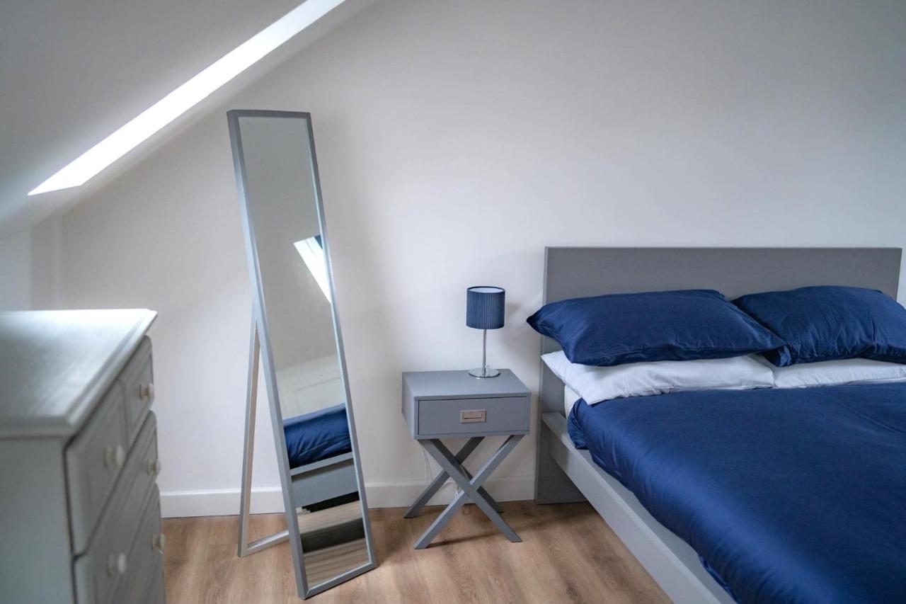 The Red House Modern Stylish Home From Home Walking Distance To Cardiff Bay And City Centre With Parking المظهر الخارجي الصورة